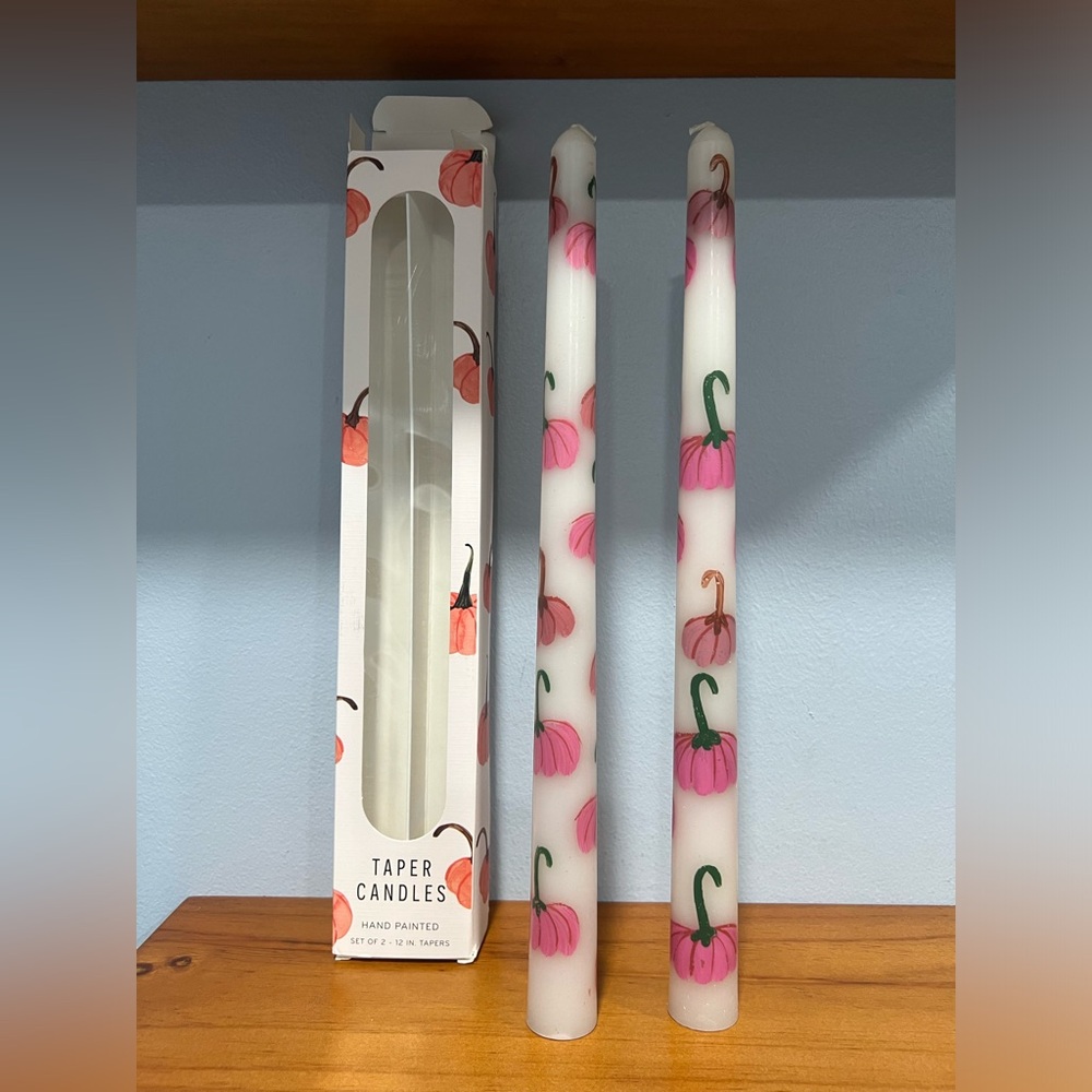 ANTHROPOLOGIE NIB Hand Painted Forage Fall Icon Konische Tapers Candles Set Of 2